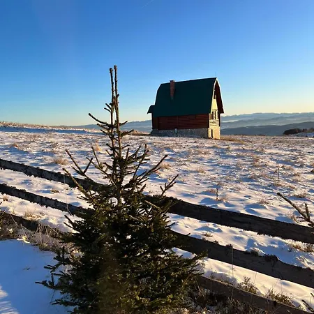 Topli Dom Golija Vikendica